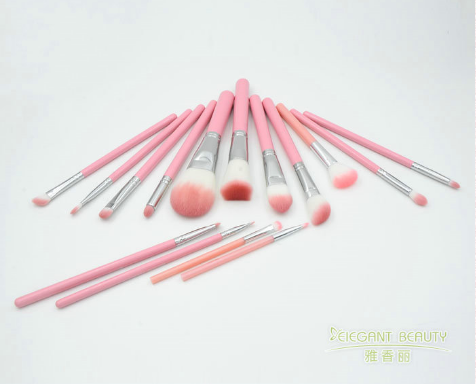 CIICCII短视频免费版下载能用美妝蛋清洗液洗嗎？